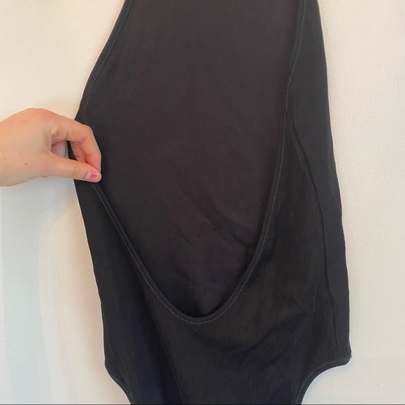 ⚡️ZARA Black Open Back Halter Top Backless Bodysuit Ribbed Sleeveless Shirt | M - Picture 3 of 6